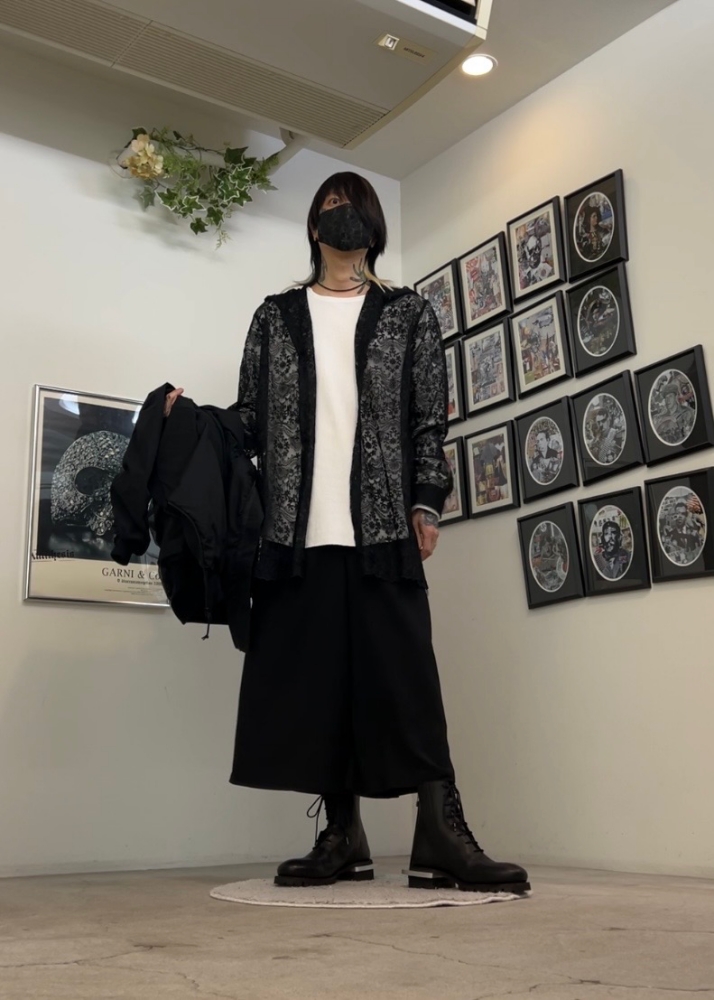 Psychobox_LAB's tweet photo. LAD MUSICIANのナイロンシャンブレーMA-1にクロップド袴パンツ
https://t.co/IpJ7OWQVPl

#LADMUSICIAN #ラッドミュージシャン
#NAPE_ #ネイプ
#prasthana #プラスターナ
#Psychobox #PsychoboxLAB
#coordinate #コーデ
#米子 #米子市 #松江 #鳥取 #出雲
#fashion #米子セレクトショップ #ootd https://t.co/u7gwY79vLv