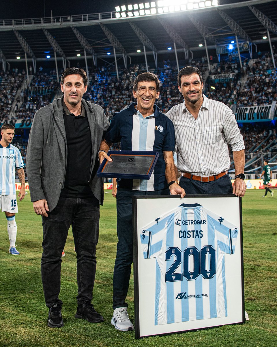 Racing Club tweet media