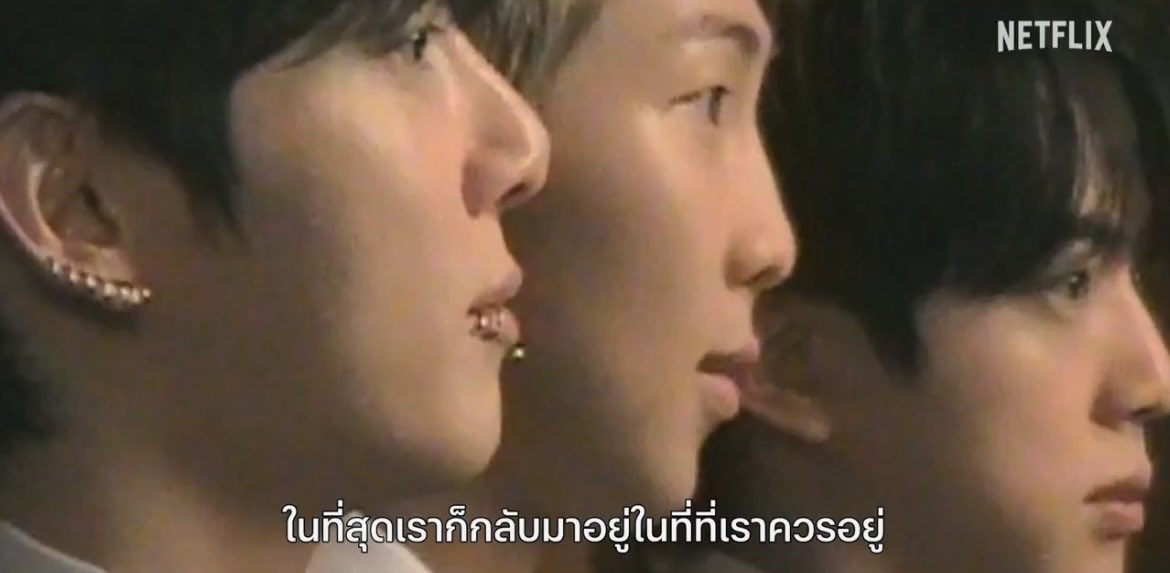 มึง กูไห้ 😭😭😭😭😭😭 เขากลับมาในที่ของเขาแล้ว บนเวทีคือที่ของพวกเขา😭😭😭😭😭😭😭😭😭 
กูรักบังทัน💜💜💜