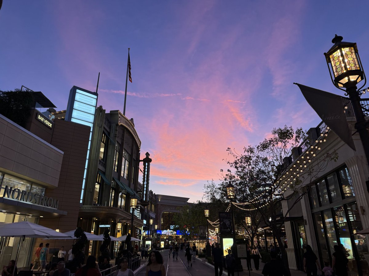 DERICK+ tweet media