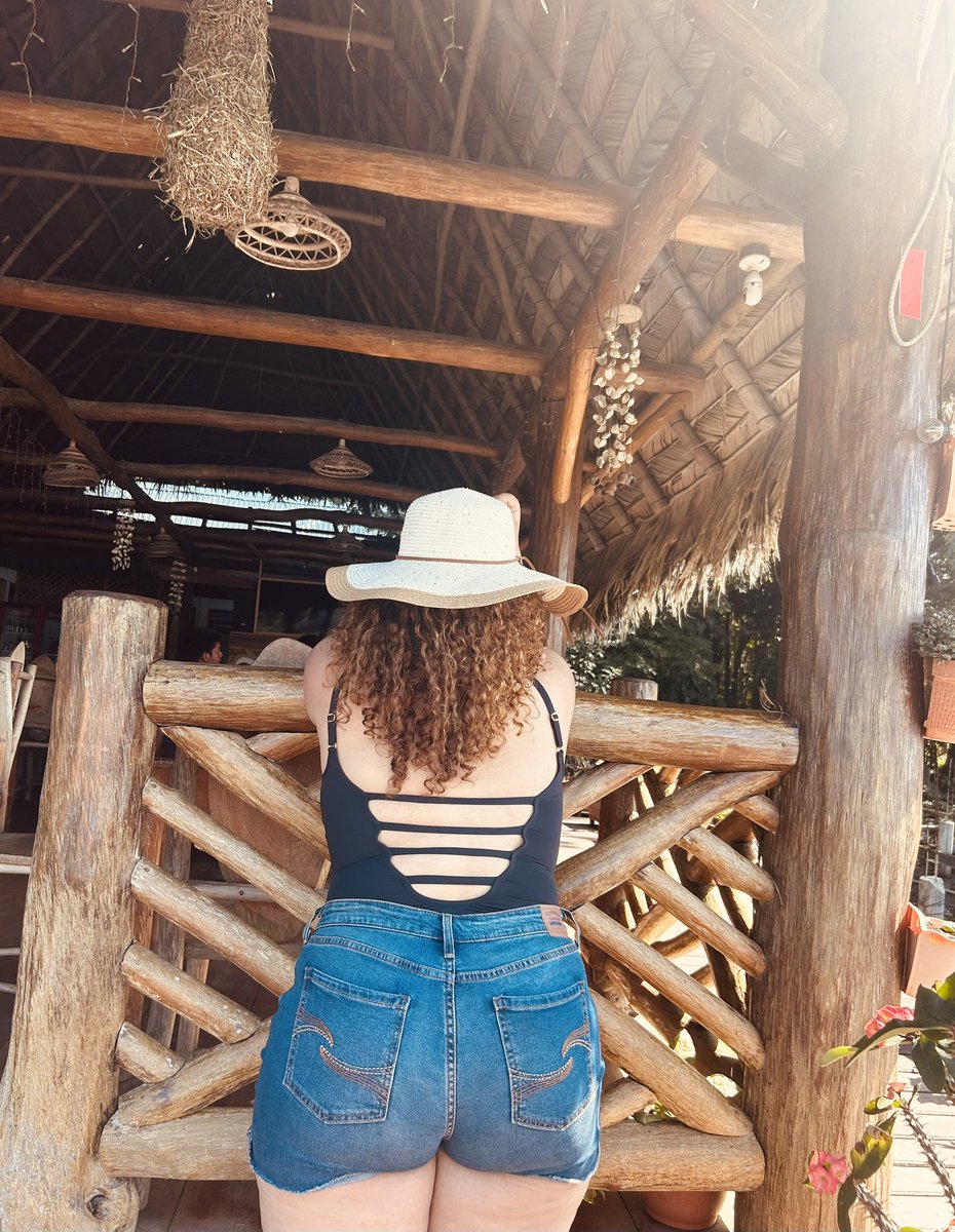 lenyyyyav's tweet photo. 🏝️ https://t.co/S8KAOeaRQf