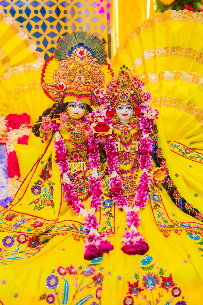 RadhaMarg's tweet photo. प्रिया प्रीतम जू महाराज 🪷 https://t.co/1MPacdbXXV