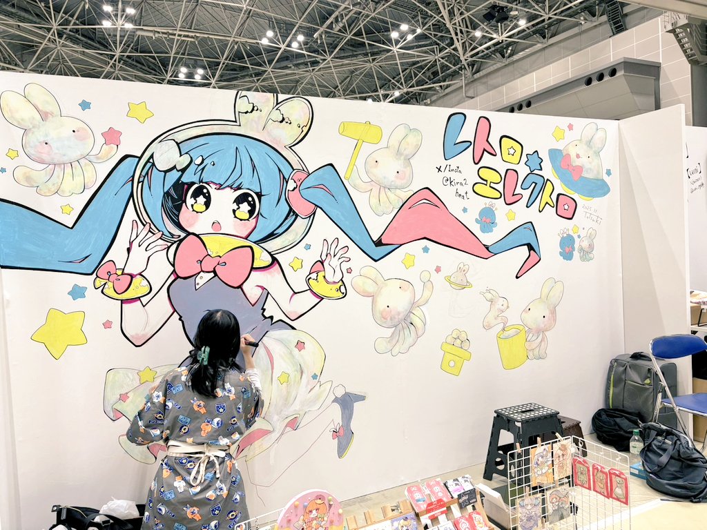 トツキ tweet media