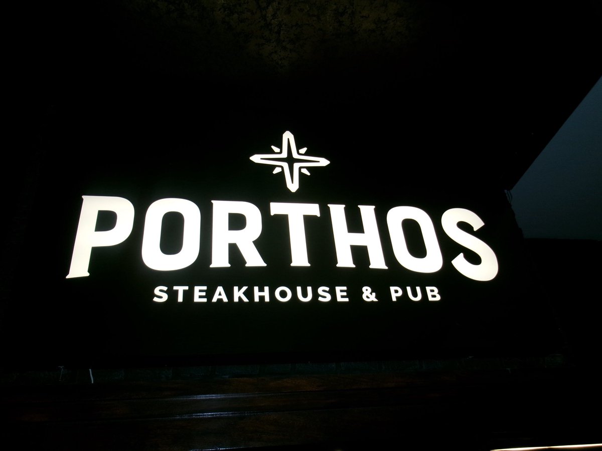 Jesubr1's tweet photo. Porthos 🍔🍟 https://t.co/l81PuTRufU