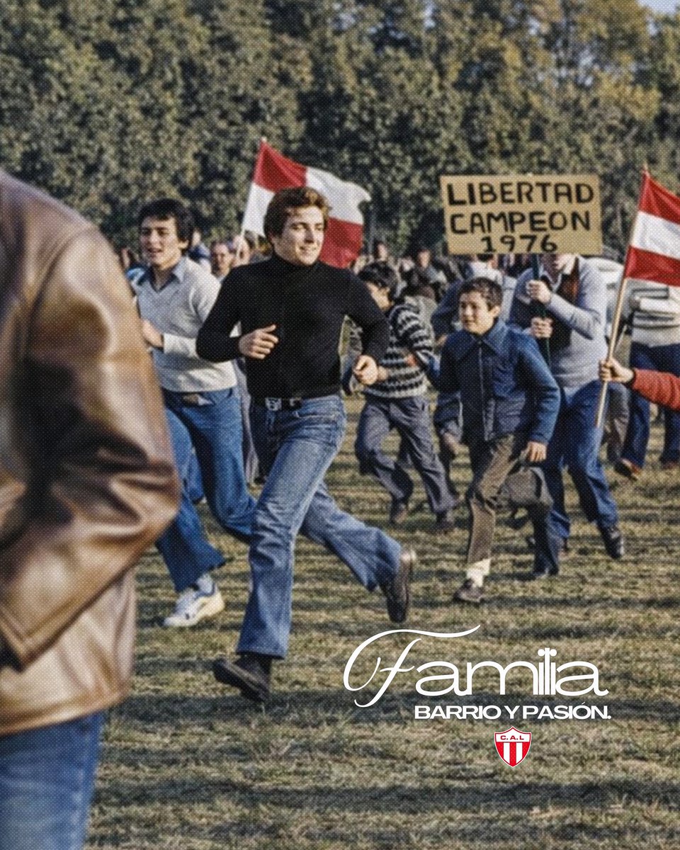decanocanario's tweet photo. Desde 𝟏𝟗𝟎𝟔, un club donde la familia se encuentra, el barrio late y la pasión atraviesa generaciones ❤️🤍

#120AñosDeGloria https://t.co/76zoh64HWM