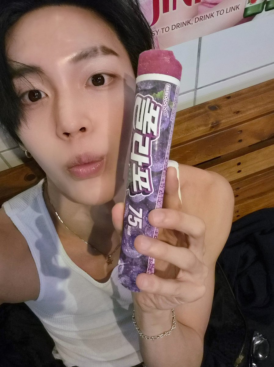 삐나 tweet media