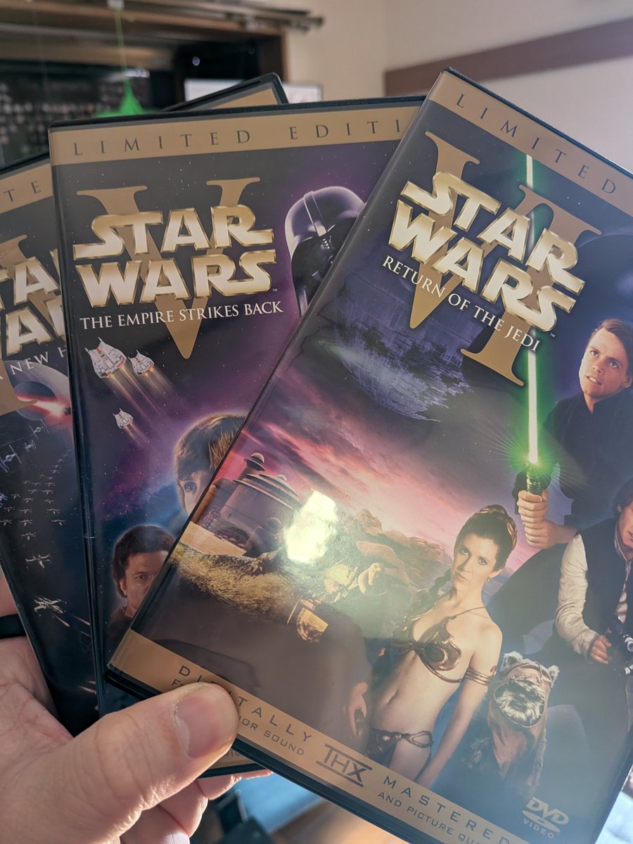 Иотту tweet media