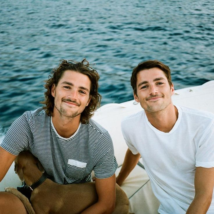 yoyosh97's tweet photo. Jack &amp; Finn Harries https://t.co/0F1MTEmZlQ