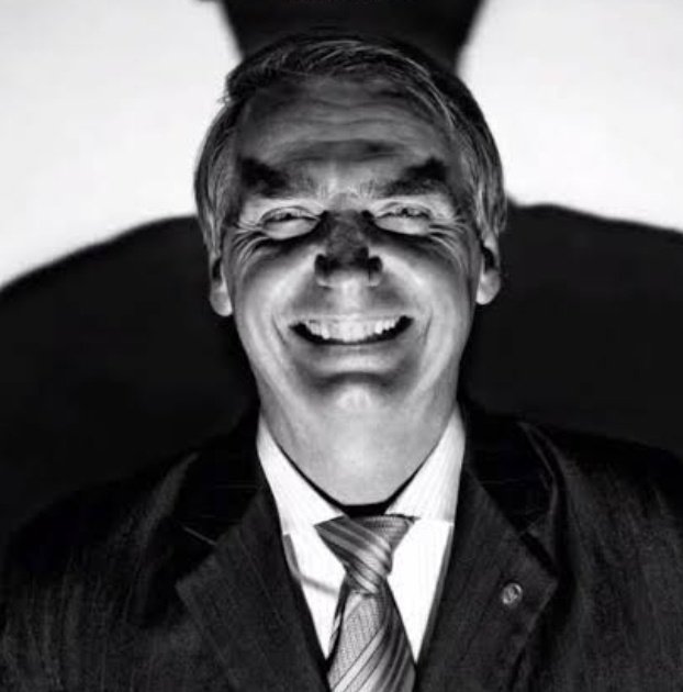 Imagine o seguinte cenário:

>Você é um esquerdista
>Você descobriu estar preso num looping temporal de uma entidade poderosa chamada Bolsonaro Hipotético
>Toda vez que você percebe que está no looping, o dia reinicia com você achando ter sido tudo um sonho
>Quando você não