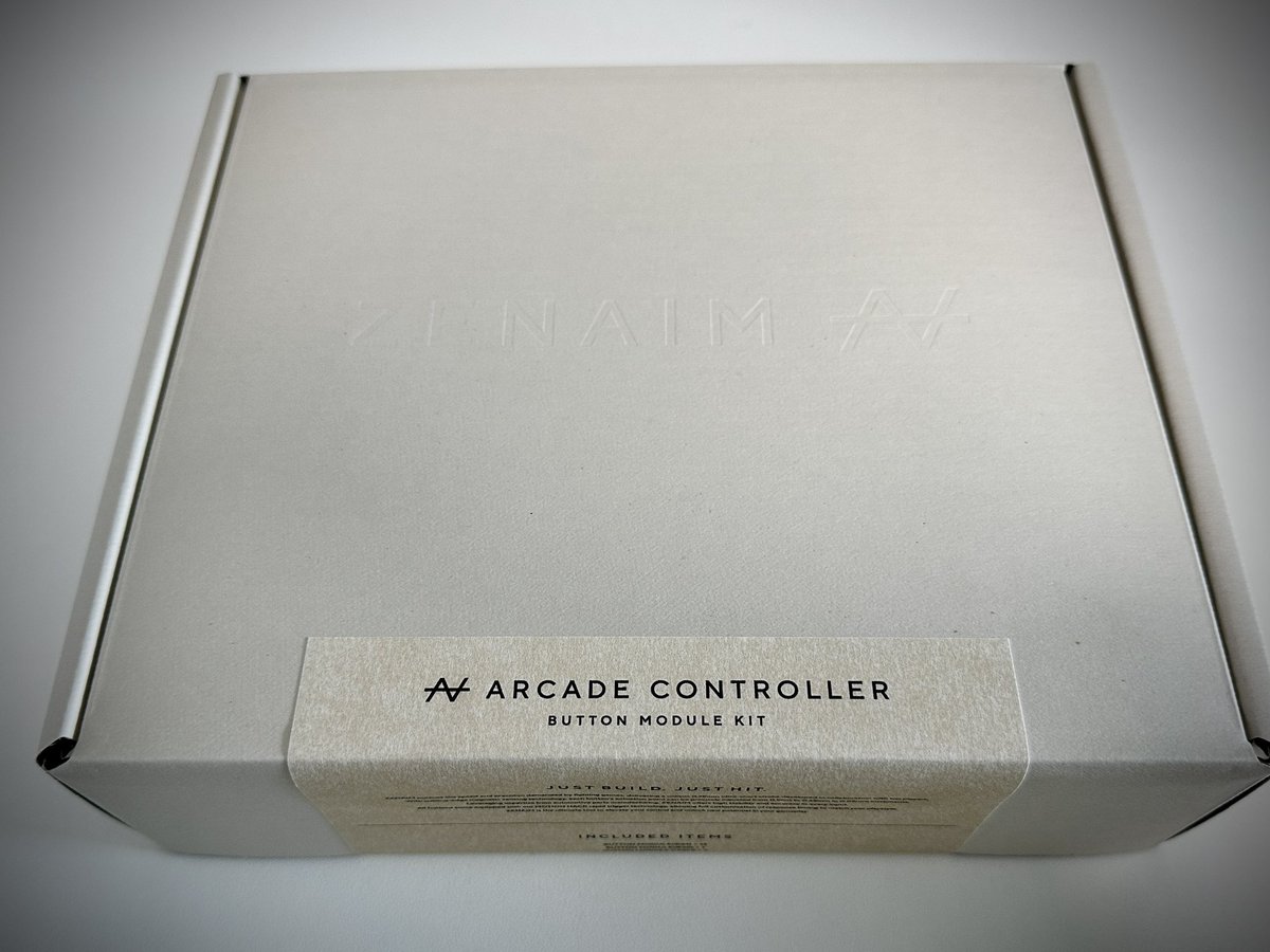 One-Off Controller | オーダーメイドアケコン作成 tweet media