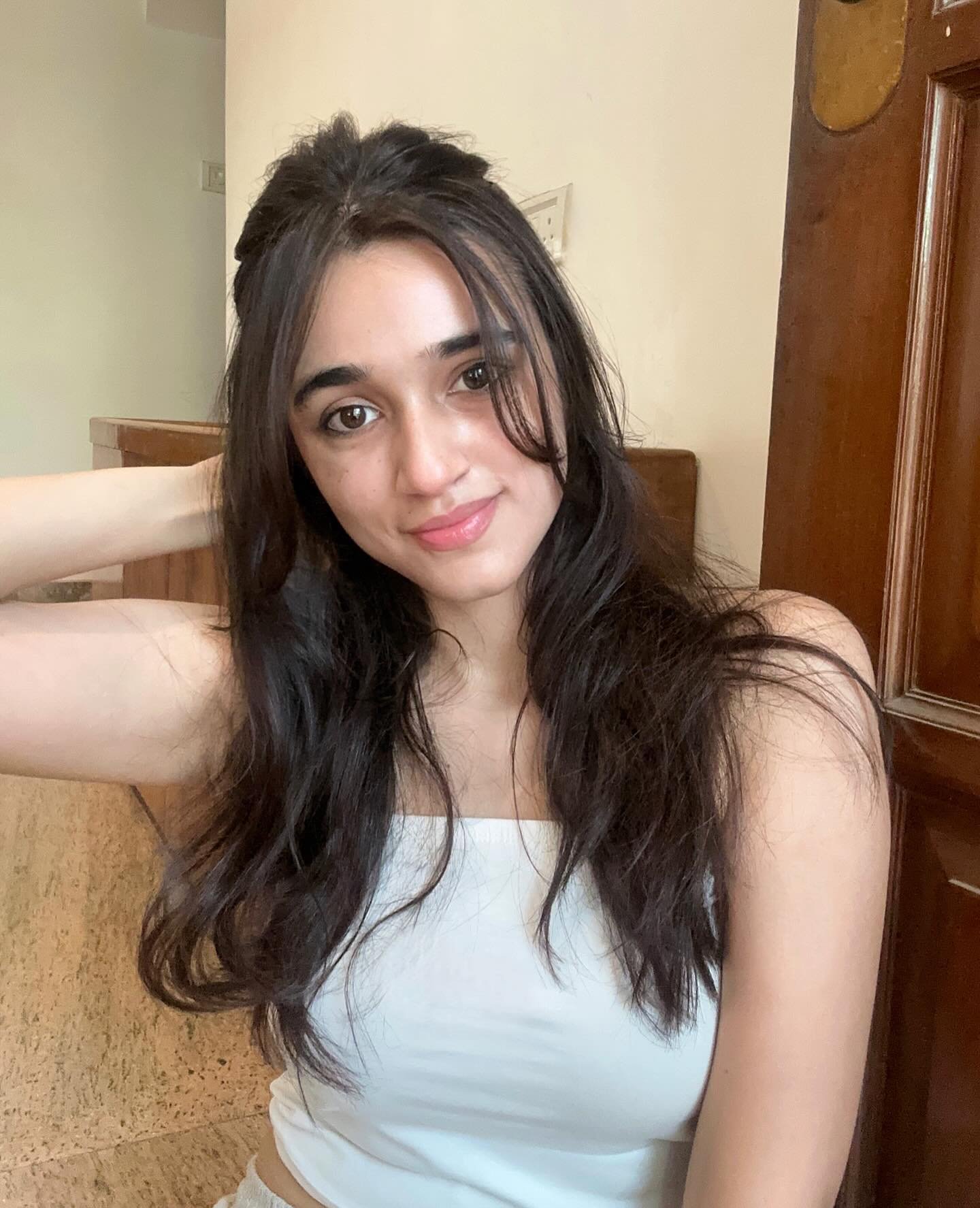 HDlGbSWbcAAgOts?format=jpg&name=large