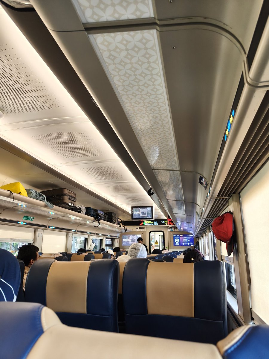 Hans ✨ tweet media