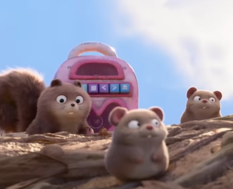 こいつが音楽決めてるとしたら仕事中にLoverboyのWorking For The Weekend流してくる爆裂イイセンスしてるからこの子のお仕事プレイリスト公開して欲しい。