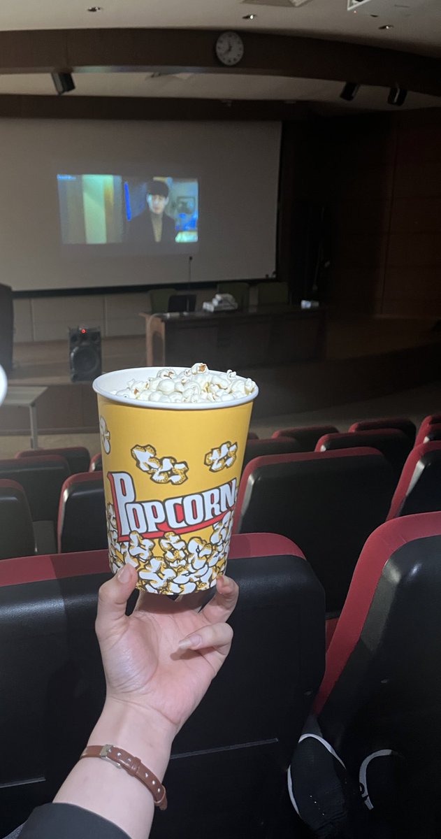 𝓐𝓶𝓪𝓷𝓲 𝓐𝓵𝓲 tweet media