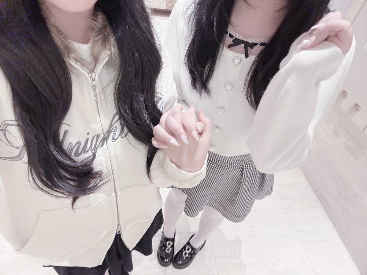 やや tweet media