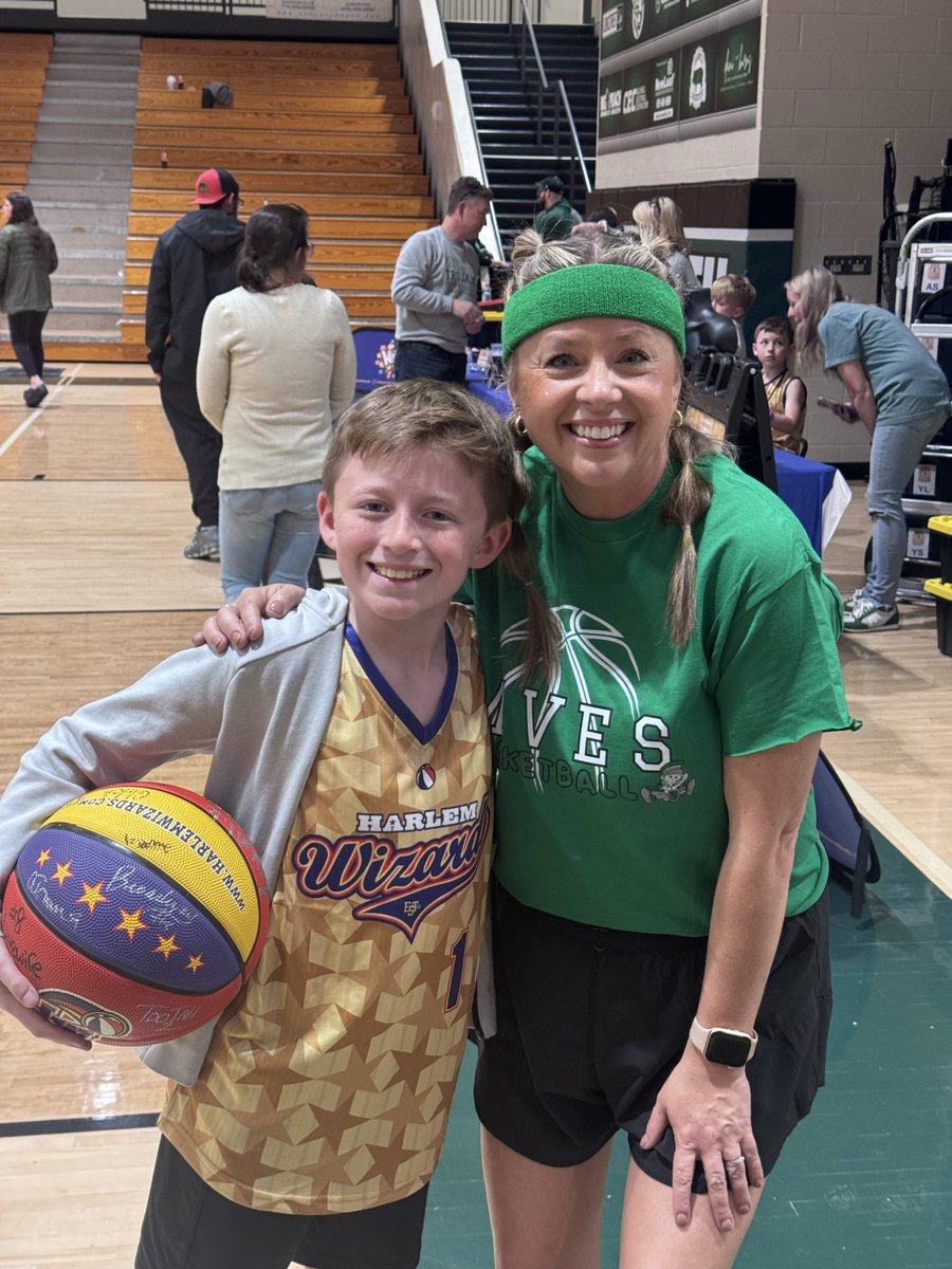 Betsy Waters tweet media