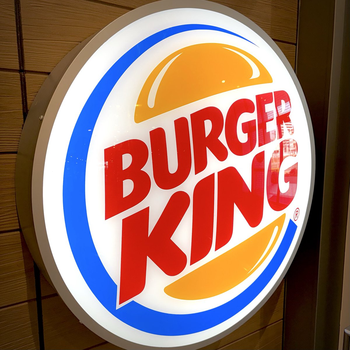 hiroyuki_jett's tweet photo. 喰う。
#BURGERKING
#バーガーキング
#AllHeavy https://t.co/DoOgAhqyMu
