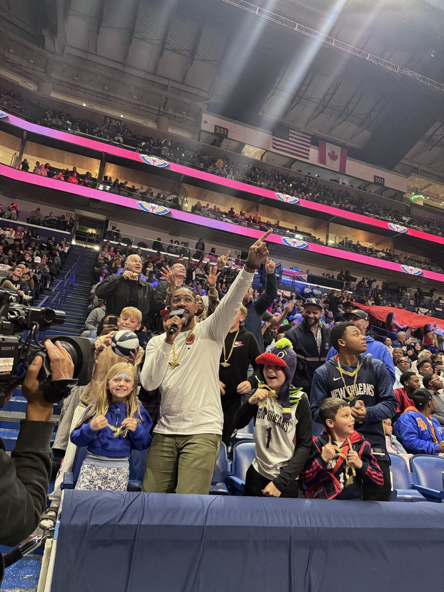 Theophilus Mitchell tweet media