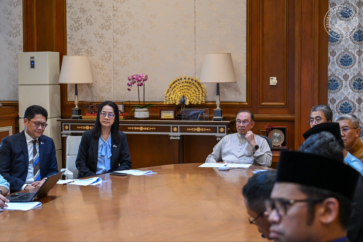 Anwar Ibrahim tweet media