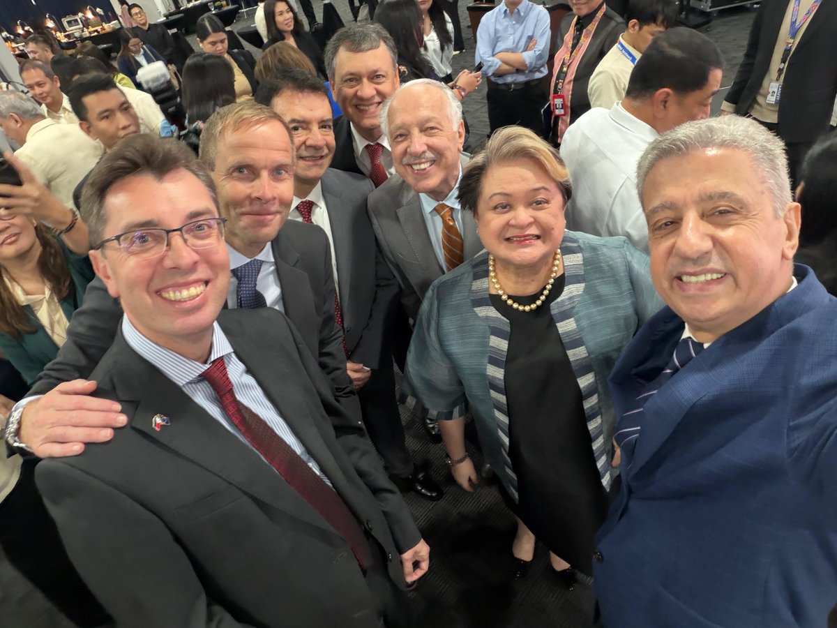 Embajada de Panamá en Filipinas tweet media