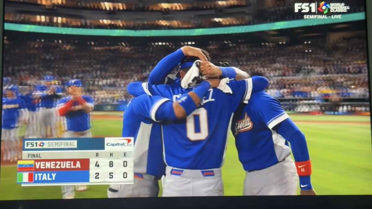 LA Born & Raised tweet media