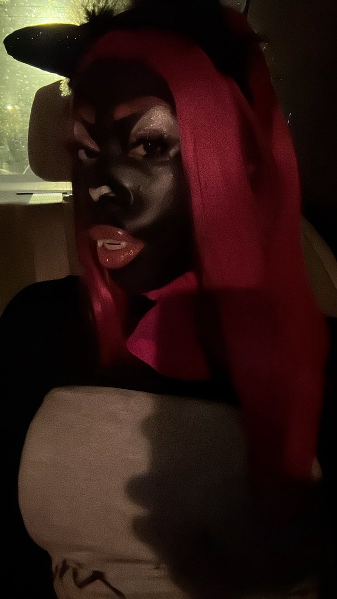 .𖥔 ݁ ˖༘⋆goddess𐦍emi⊹₊ ⋆。˚ tweet media