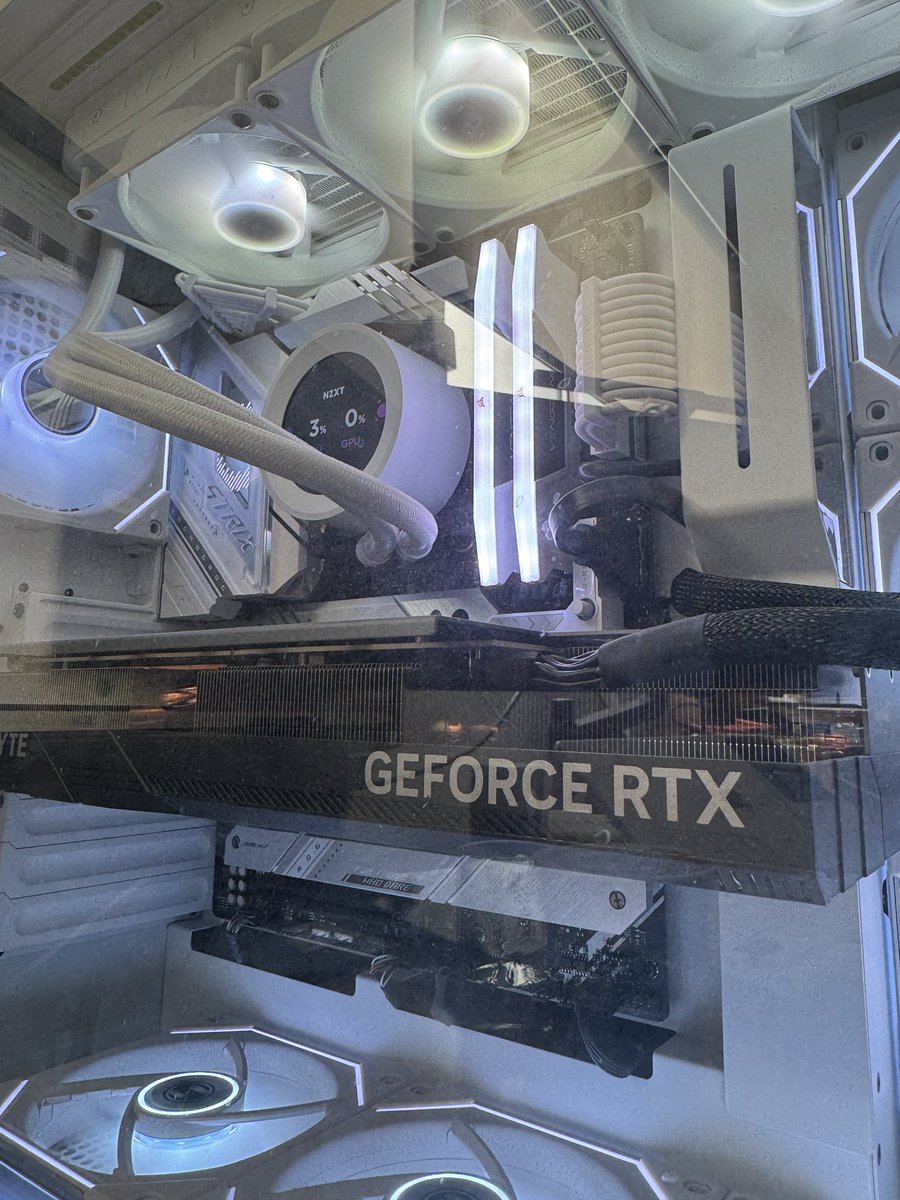 Michiyoshi Shirota tweet media