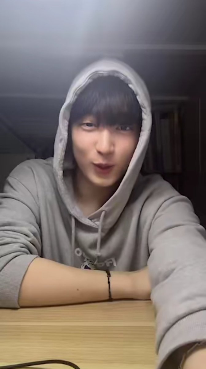 Daphne 🐿️ | THESSYNDROME & CRTK 🖤 tweet media