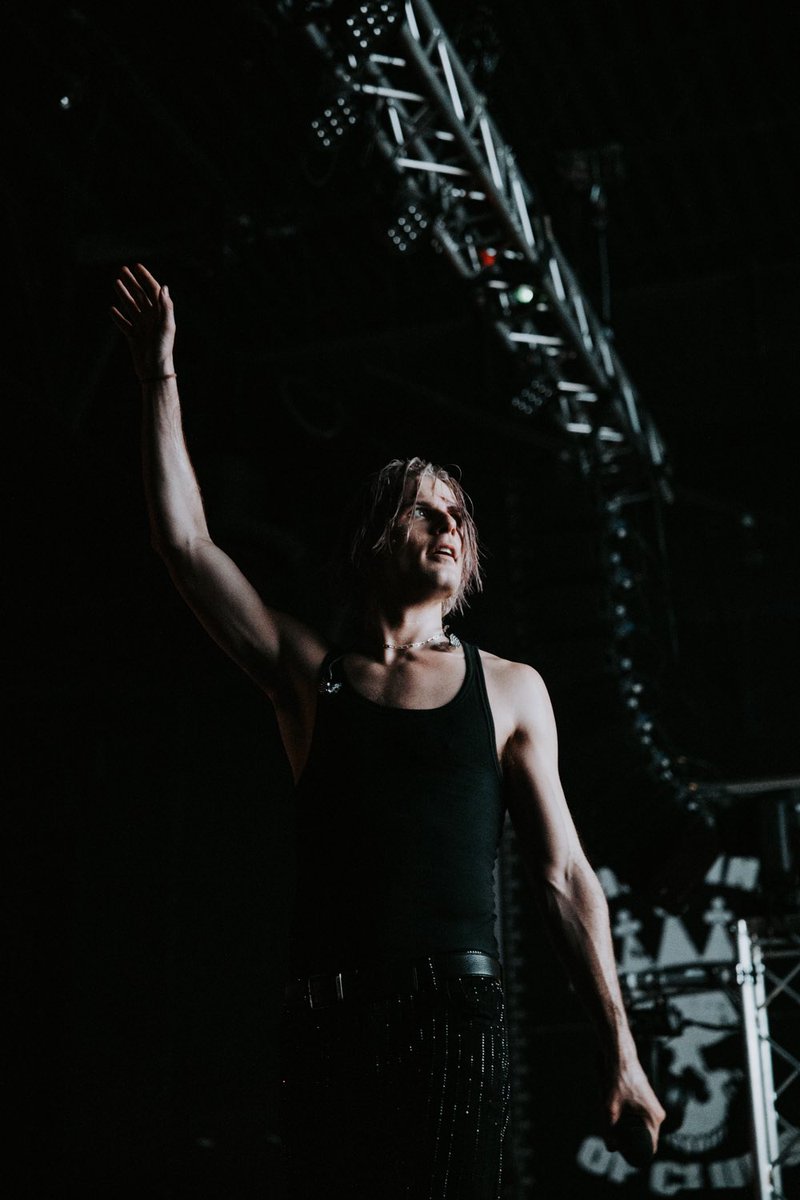 kelly ⛓📸 tweet media