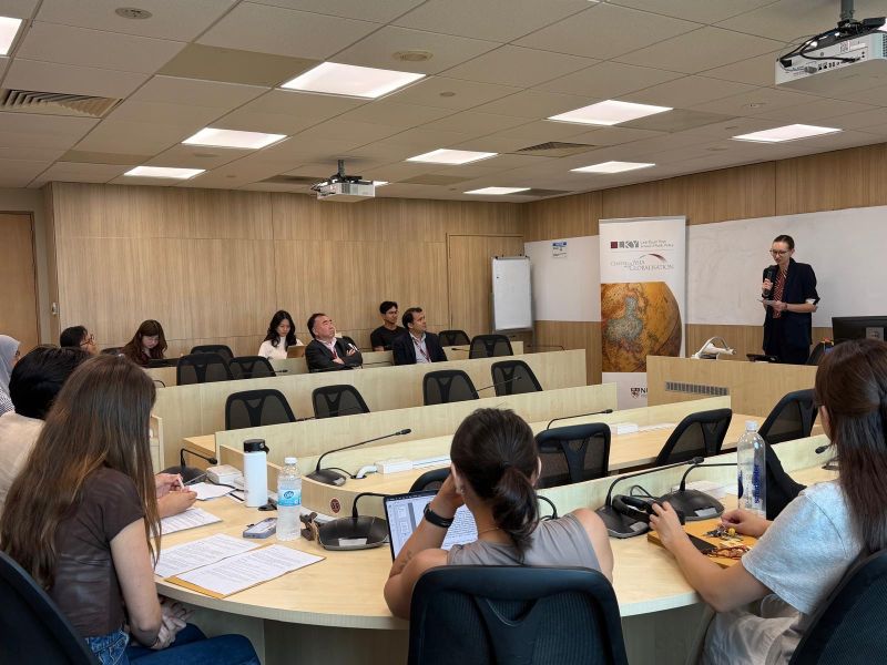 CAG_LKYSPP's tweet image. On 10 March, @LKYSch students presented their winning essays at a special Counterpoint Southeast Asia session on the South China Sea.

Congrats to all the winners, and stay tuned for the upcoming #CSA issue!