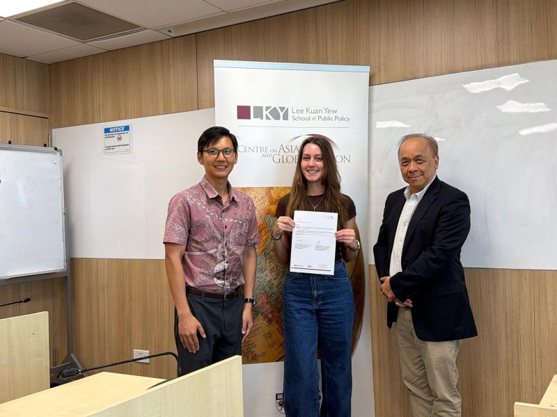 CAG_LKYSPP's tweet image. On 10 March, @LKYSch students presented their winning essays at a special Counterpoint Southeast Asia session on the South China Sea.

Congrats to all the winners, and stay tuned for the upcoming #CSA issue!