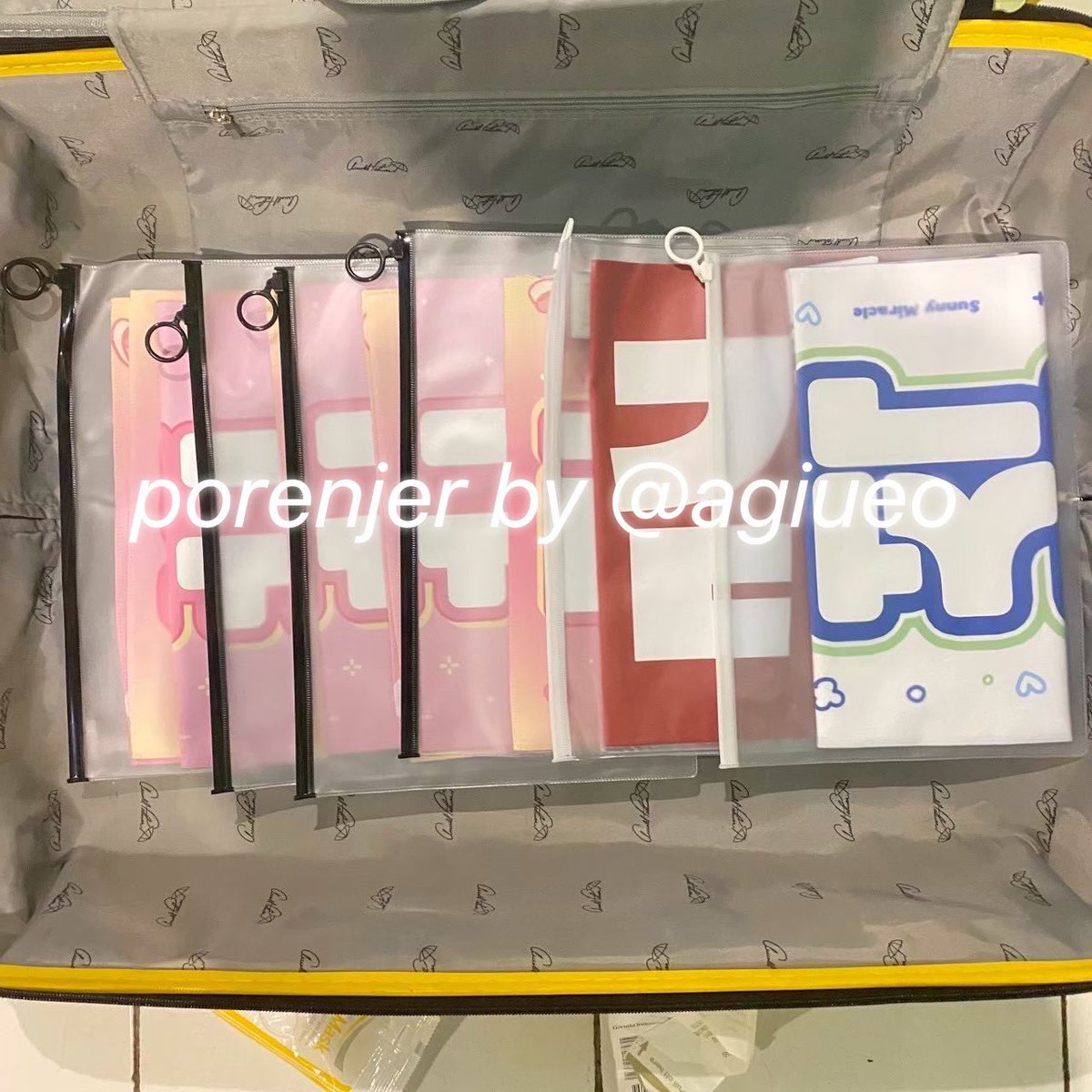 agiueo's tweet photo. Open Handcarry INA Cheering Kit / Slogan Seventeen NEW_ Encore Concert in Incheon 2026

✅ pickup on venue
✅ request fansite/masternim
✅ eta ina 22 April
✅ GO dom Jakarta

dm for more info

tags. svt sebong hc

👇🏻 click to open the thread https://t.co/GsiJHLWsRP