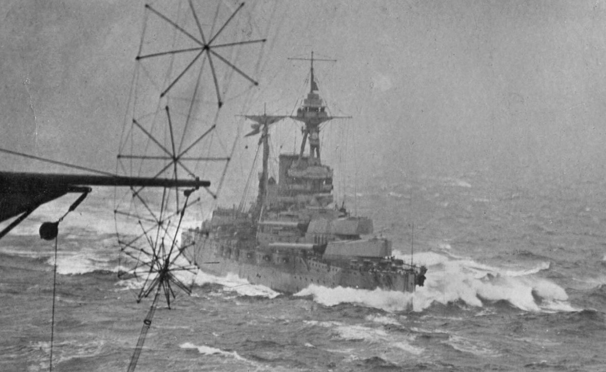 RichShips tweet media