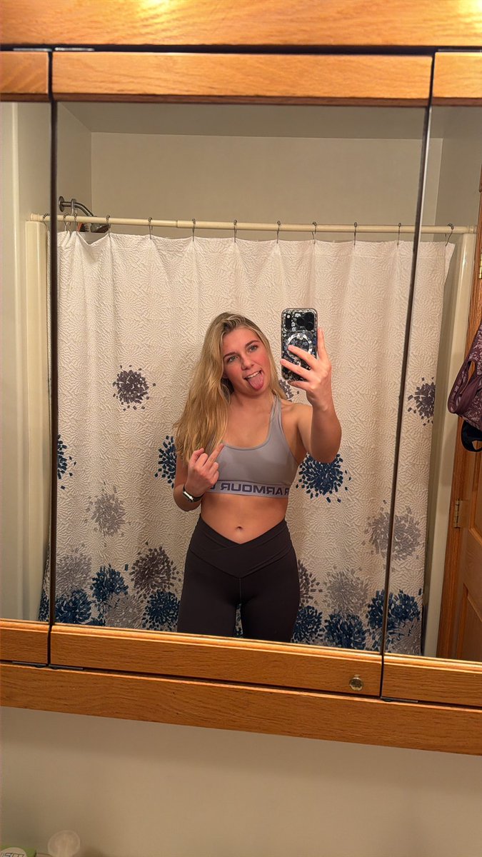 Goddess Tiffany tweet media