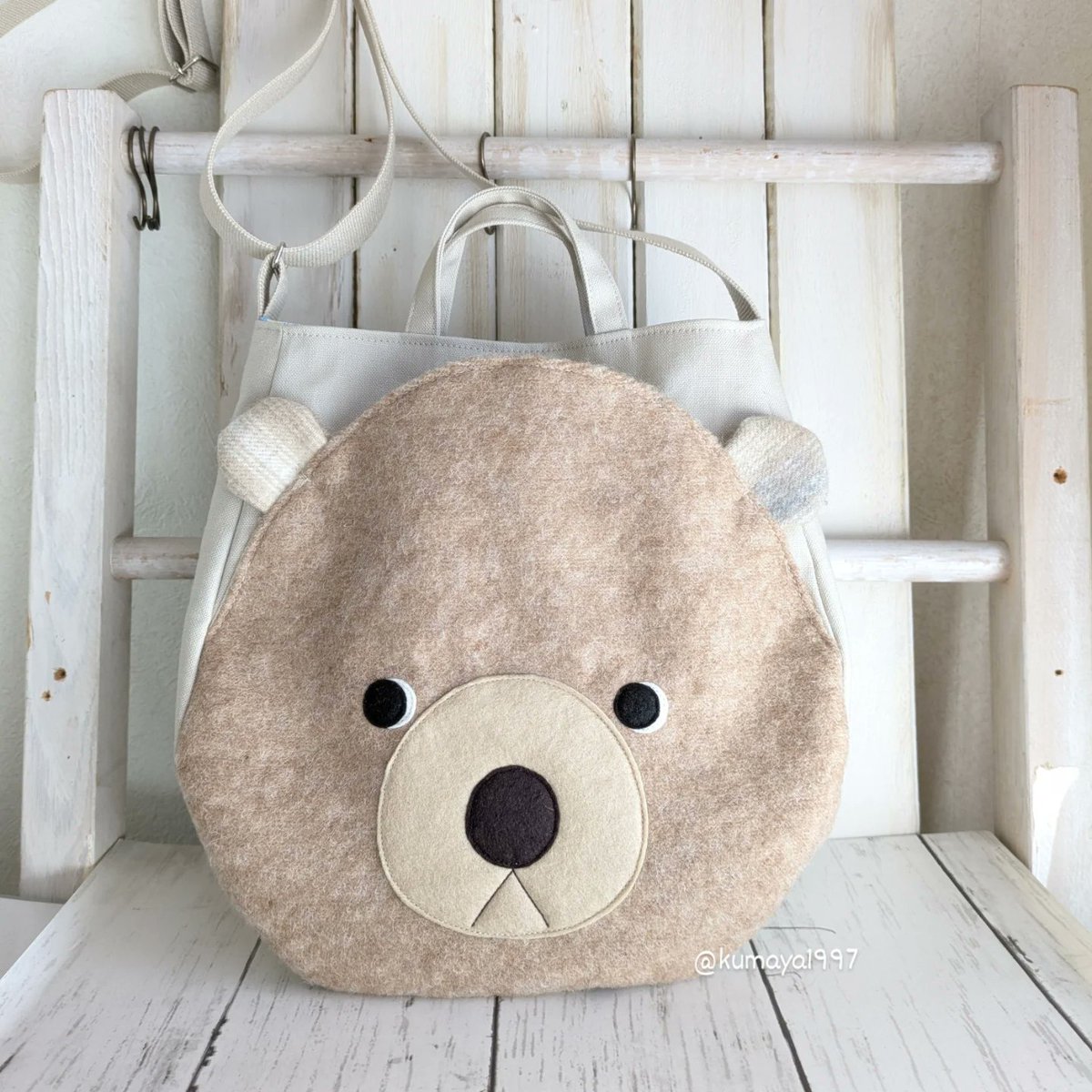 くま好きが作る布小物とオリジナル雑貨のお店です♪

【4・5月の予定】
🐻4/1〜14
企画展
(TSUTAYA 岡山駅前)

🐻4/18
東京ハンドメイドマルシェ

🐻4/29～5/5
うめだ手づくり市
(阪急うめだスーク)

🐻5/7〜13
á  table個展（和歌山）

LUPOPOさまにて委託中🍀
Special Thanks!!  <a href="/Lupopo_cafe/">*LUPOPO cafe&gallery* 三軒茶屋の糖質オフのケーキ専門カフェとハンドメイドのお店</a>