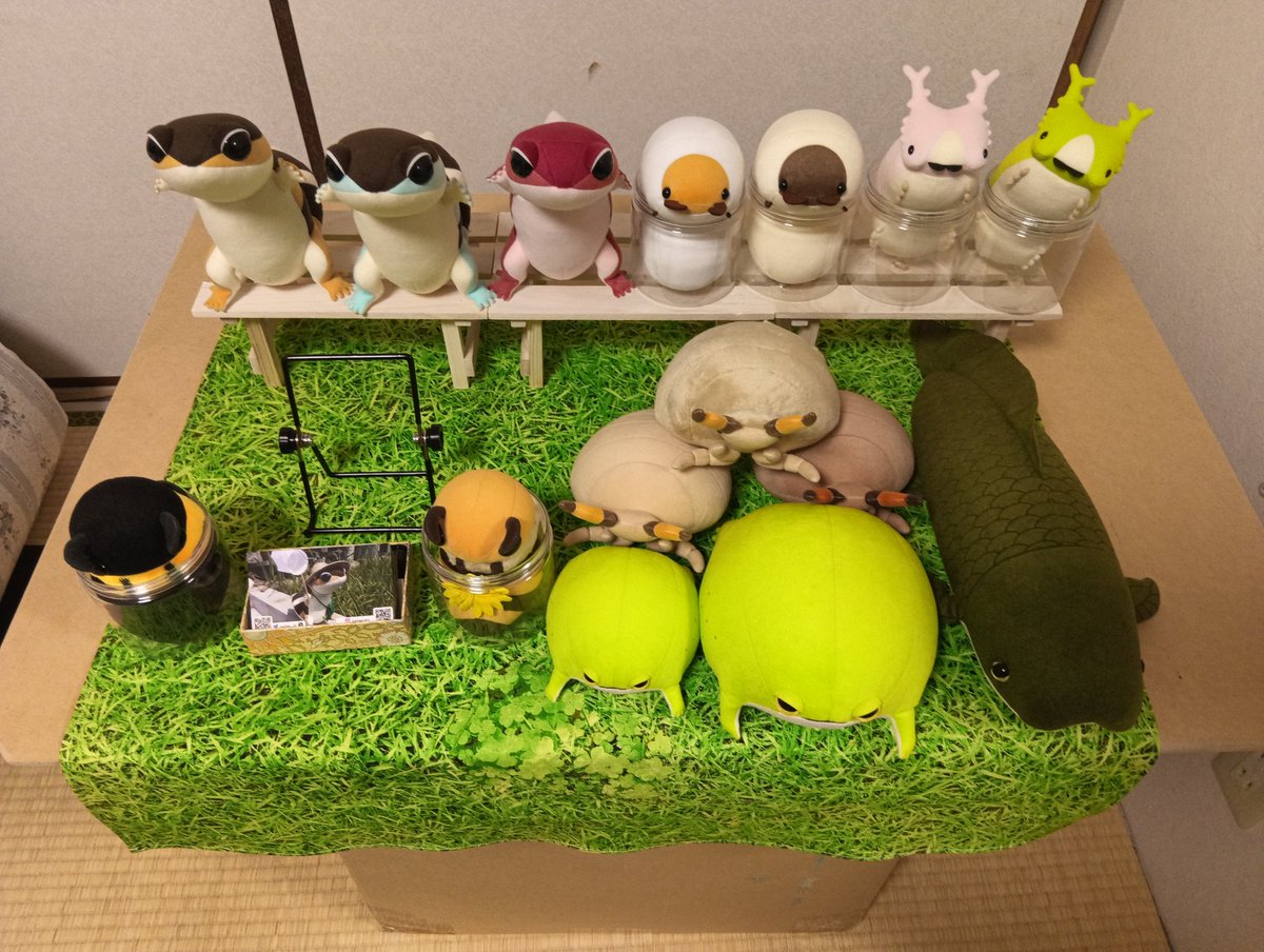 craft_hana_lion's tweet photo. ☆イベントのお知らせ☆
3/20〜3/22にデザフェスギャラリーにて開催されるぬいぬい展にうちのコたちも参加します！
当ブースは展示のみですがハニービーズが初登場するので、気になる方は見てやってください🐝🐝✨✨
#ぬいぬい展 https://t.co/0mHz6N1RWo
