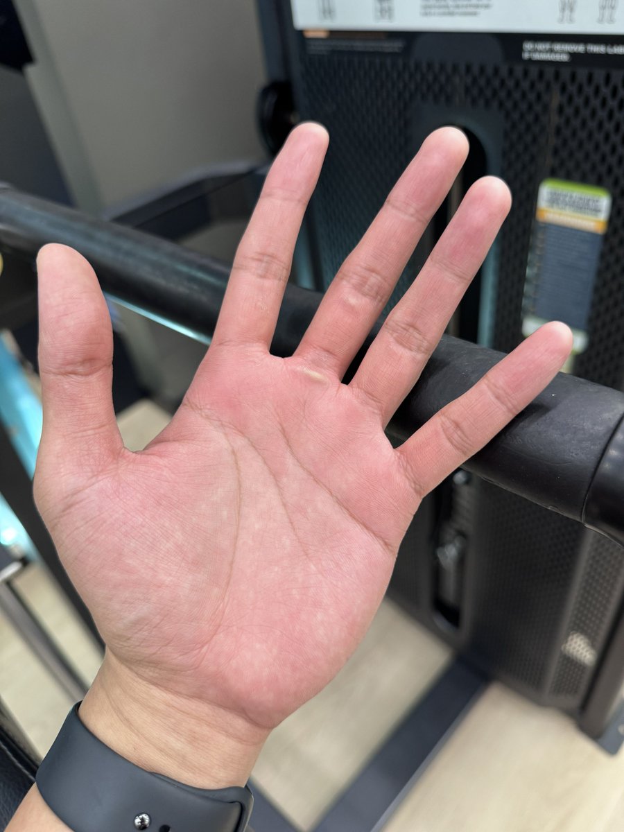 Яizal do tweet media