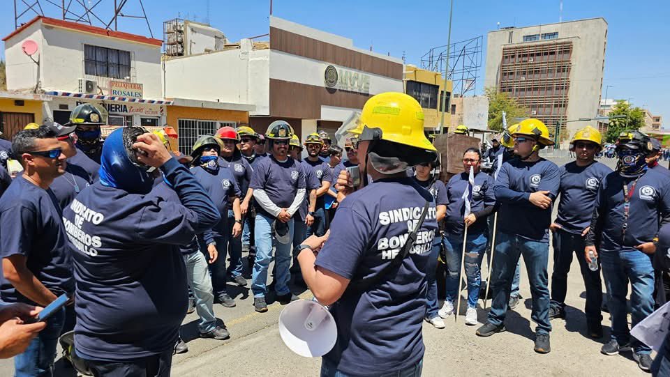 Lic.JesusFierro🚒🔥 tweet media