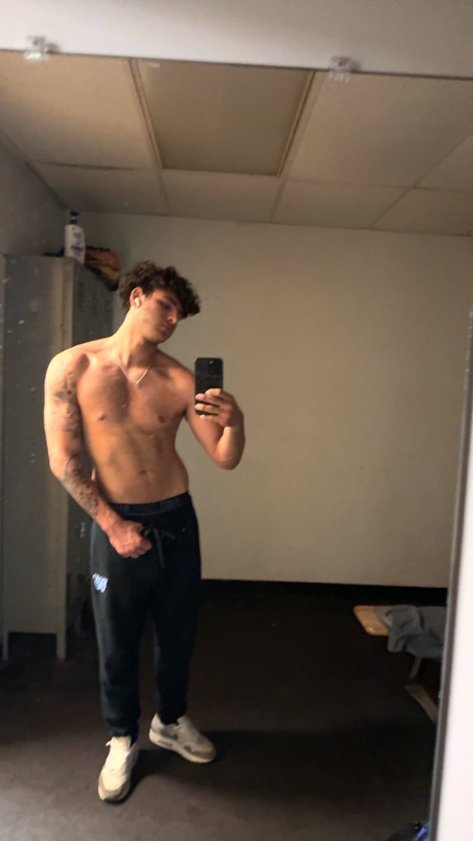 Masterliam tweet media