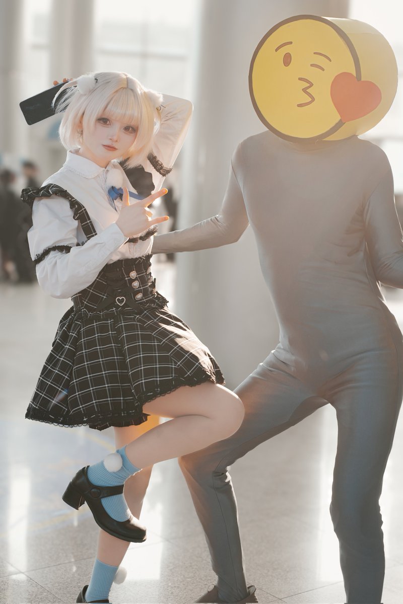 온 オン tweet media