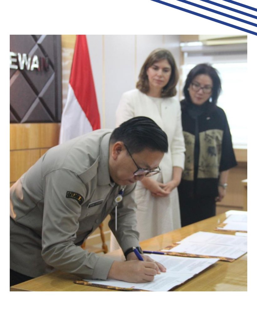 Embassy of Uruguay in Indonesia tweet media