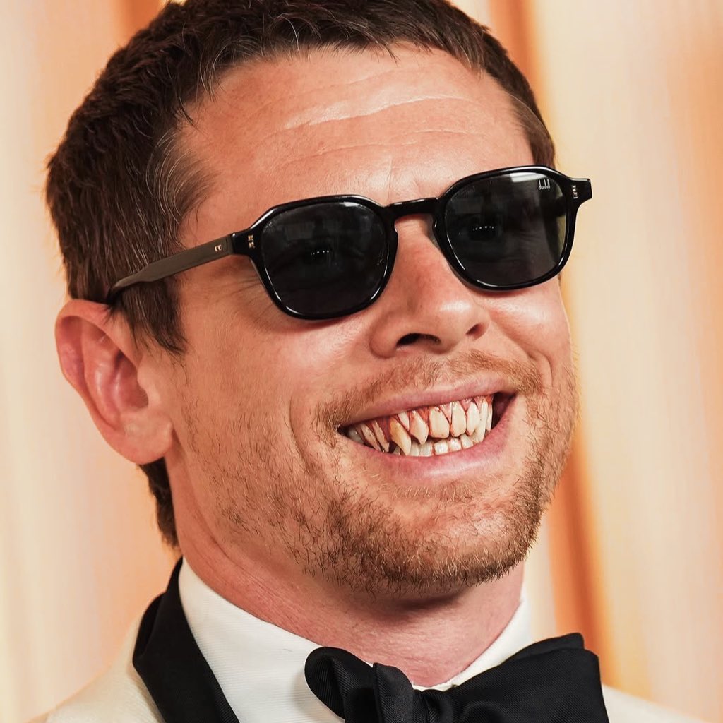 eddiebrcok's tweet image. #stillhere