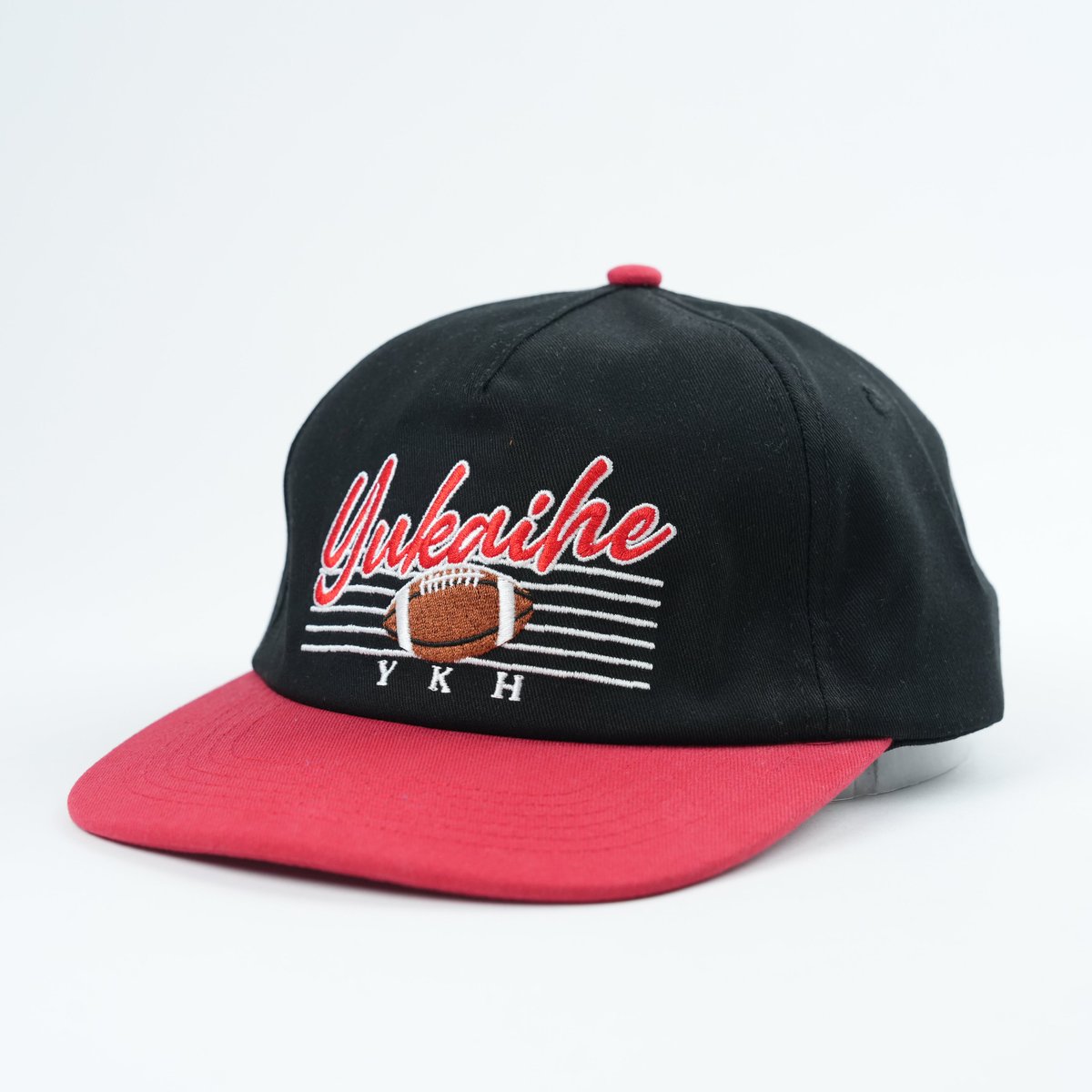 Ykh_yukaihe's tweet image. Lightweight baseball cap effectively blocks sunlight, bringing cool and cozy wearing experience.#BaseballCap #PatchworkCap #StreetStyle #Wholesale #FashionAccessories