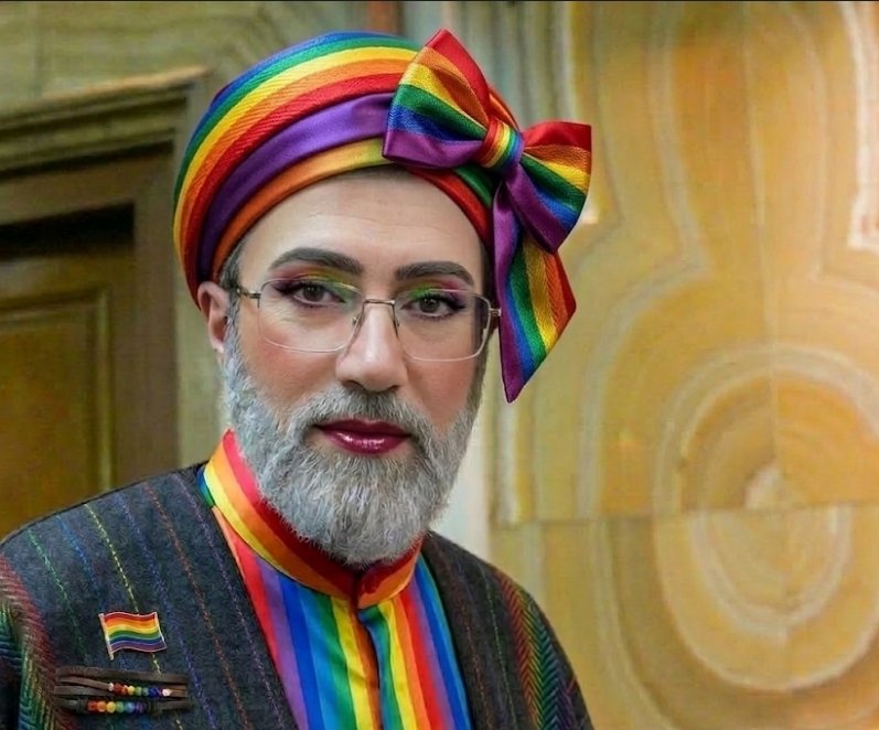 Janhof14's tweet photo. @reportersalles 🎶Tem gay que é Mohamed...🎶 https://t.co/DV06paOZ3X