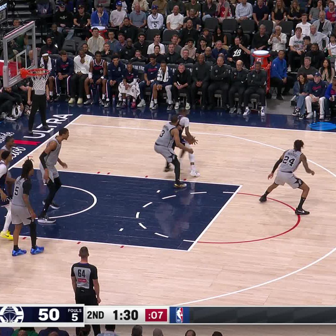 VIC BLOCK. STEPH SPIN CYCLE. OMG. 😱🤯
📺 @KENS5, @NBAonNBC