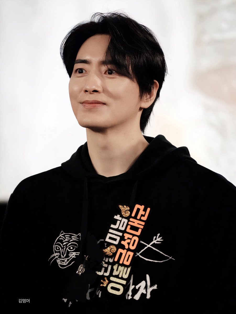김멈머 tweet media