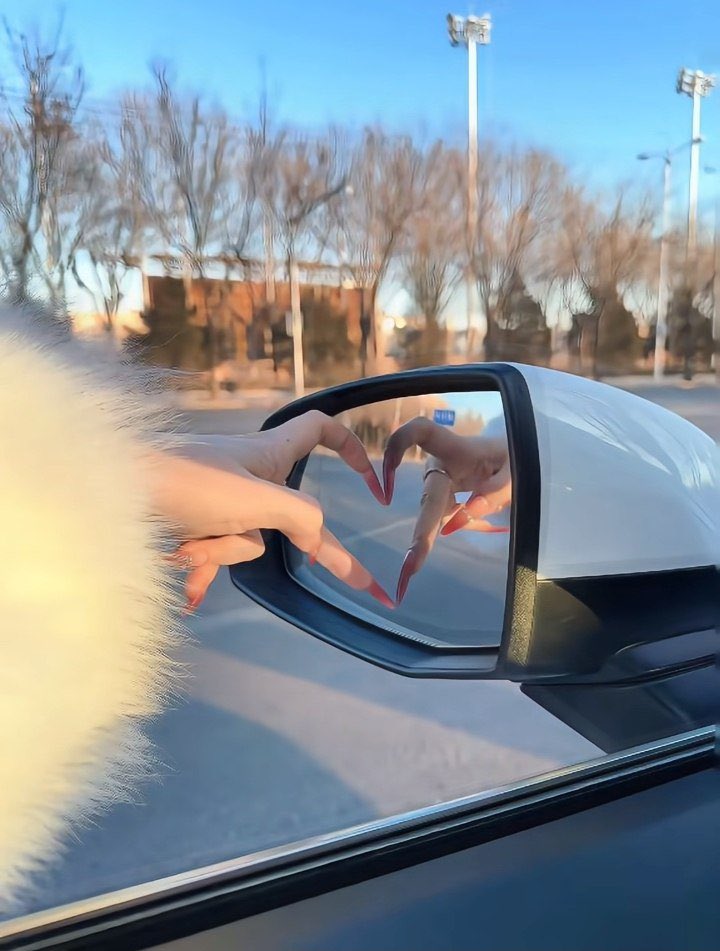 菜菜子呀 tweet media