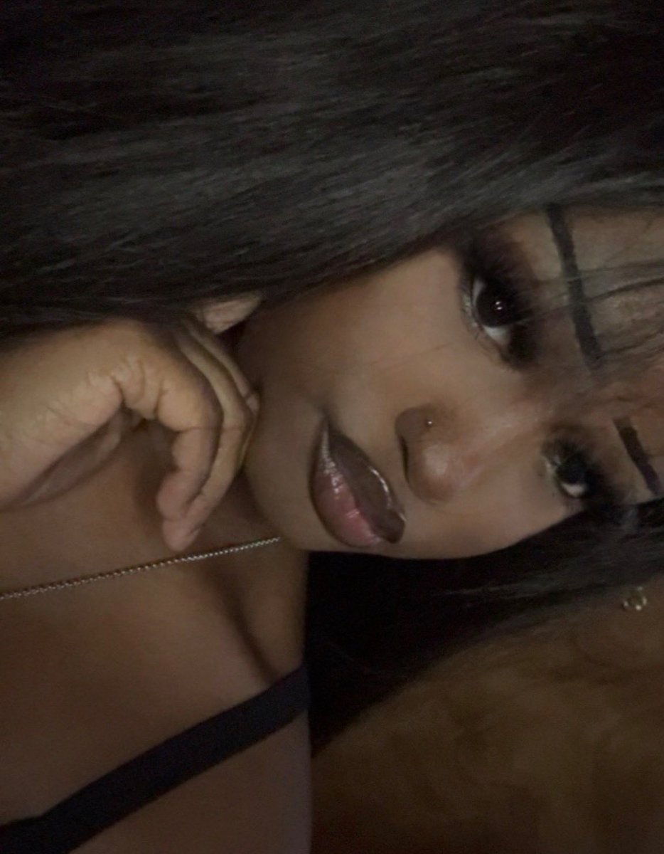 liv ꩜ .ᐟ tweet media