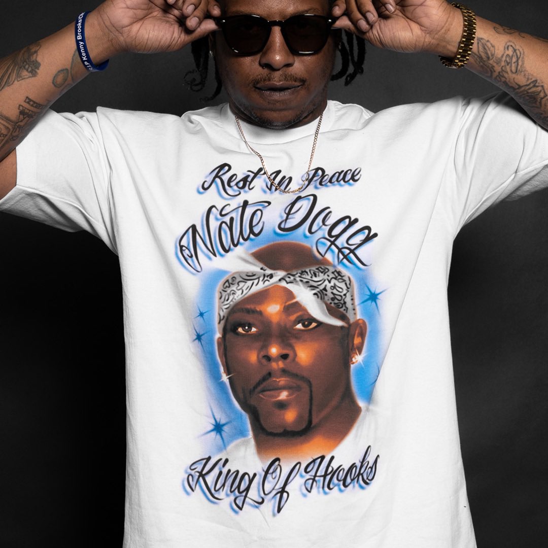 CRIMINAL__1995's tweet image. 🔥NEW ARRIVAL🔥
⬇️WEB STORE⬇️
criminal.ocnk.net/product/2007
【PRO CLUB】2026最新作😎
今なお語り継がれるG-FUNK界のレジェンドNate DoggとのS/S TEEが新入荷👍

【Nate Dogg Collab S/S Tee】
SIZE / M - 2XL
MATERIAL / COTTON 100%
PRICE / 9,900 YEN (TAX IN)

#proclub #NateDogg #クリミナル