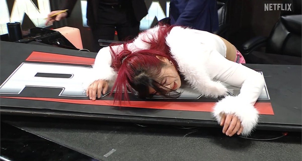 winterlcki's tweet photo. @MrSantiZap I’m really confused what WWE is doing with Iyo Sky right now. She helped Stephanie in her match, but then Stephanie just walked away? I get Liv interfered in her match last week, but this made Iyo’s road to WrestleMania even more confusing. https://t.co/5uq92Is69i